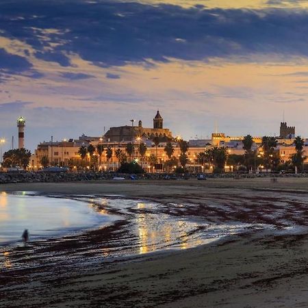 Casa en primera línea de playa Rota Exterior foto