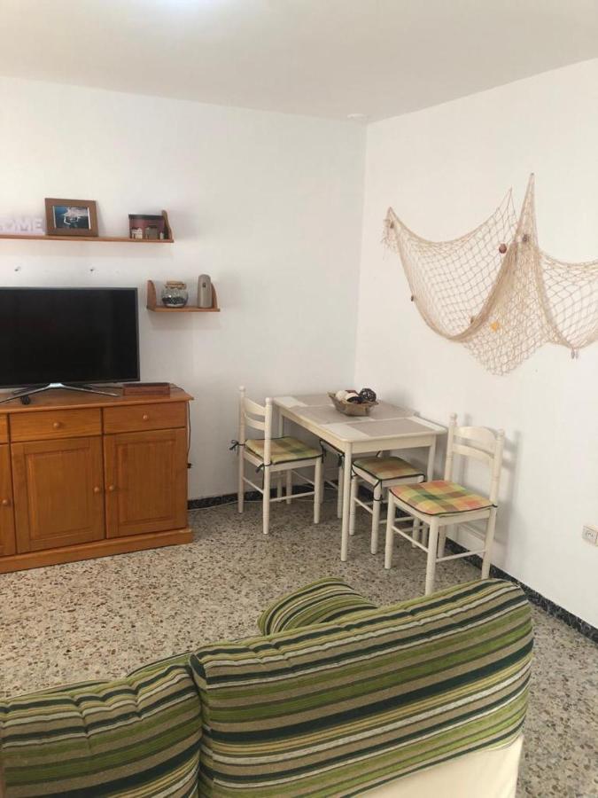 Casa en primera línea de playa Rota Exterior foto